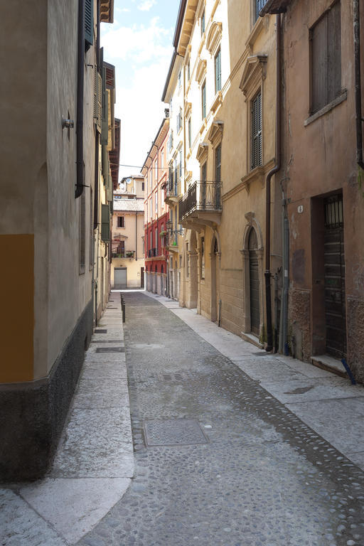 B&B Agli Scaligeri Verona Luaran gambar