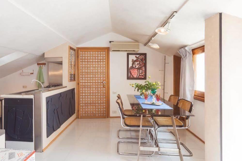 B&B Agli Scaligeri Verona Luaran gambar